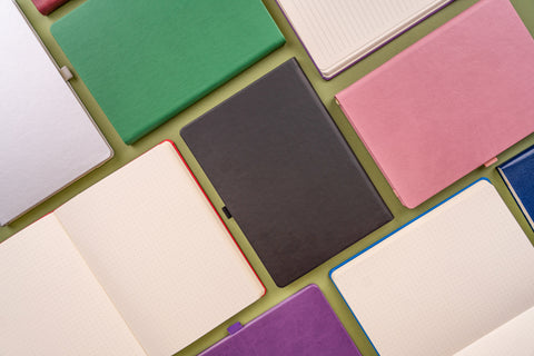 Notes Balacron, stříbrný, linkovaný, 15 x 21 cm